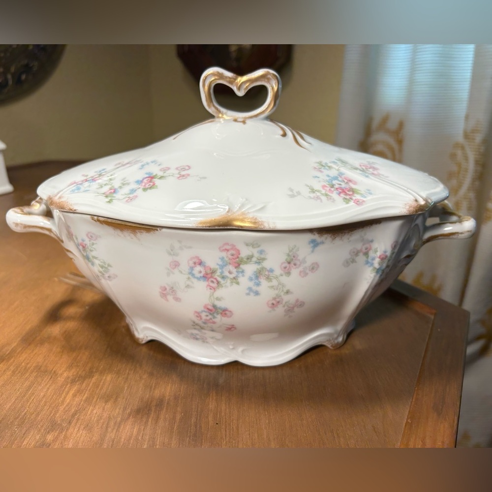 C Ahrenfeldt Limoges AHR22 Soup Tureen w/Lid Pink & Blue Floral Porcelain France